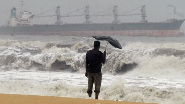 চলতি মাসেই একাধিক ঘূর্ণিঝড়ের আভাস